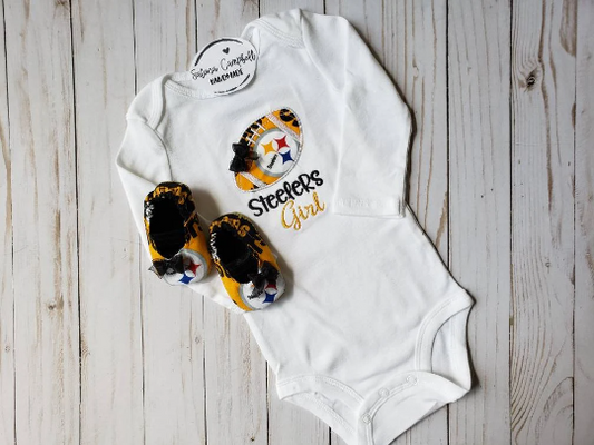 Pittsburg Steelers Daddy's Girl bodysuit and match booties